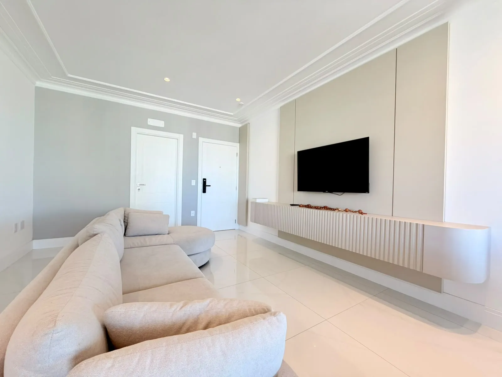Imagem Apartamento à venda com 160m2 por R$ 3.100.000,00