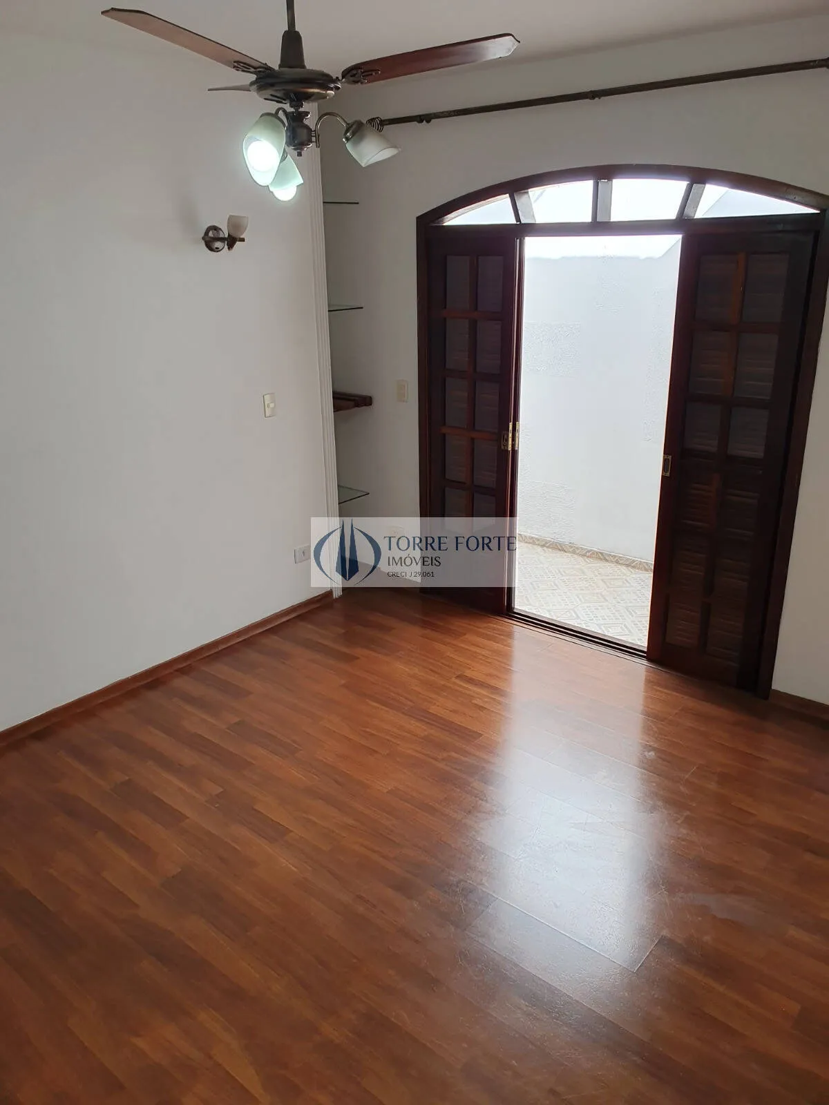 Imagem Ótimo casa em vila fechada, 3 dormitórios sendo 1 suíte com closet, Santana