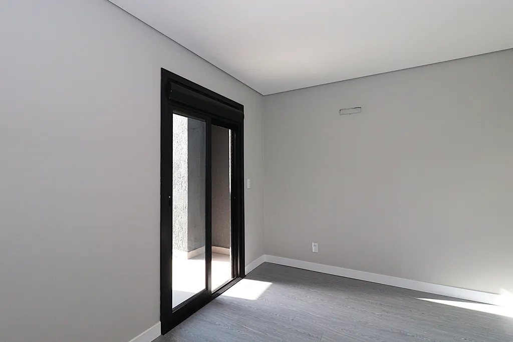 Imagem Casa de Condomínio em São Sebastião