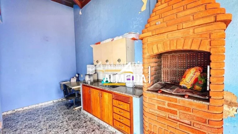 Imagem Casa com 3 dormitórios à venda, 179 m² por R$ 700.000,00 - Vila Operária - Rio Claro/SP