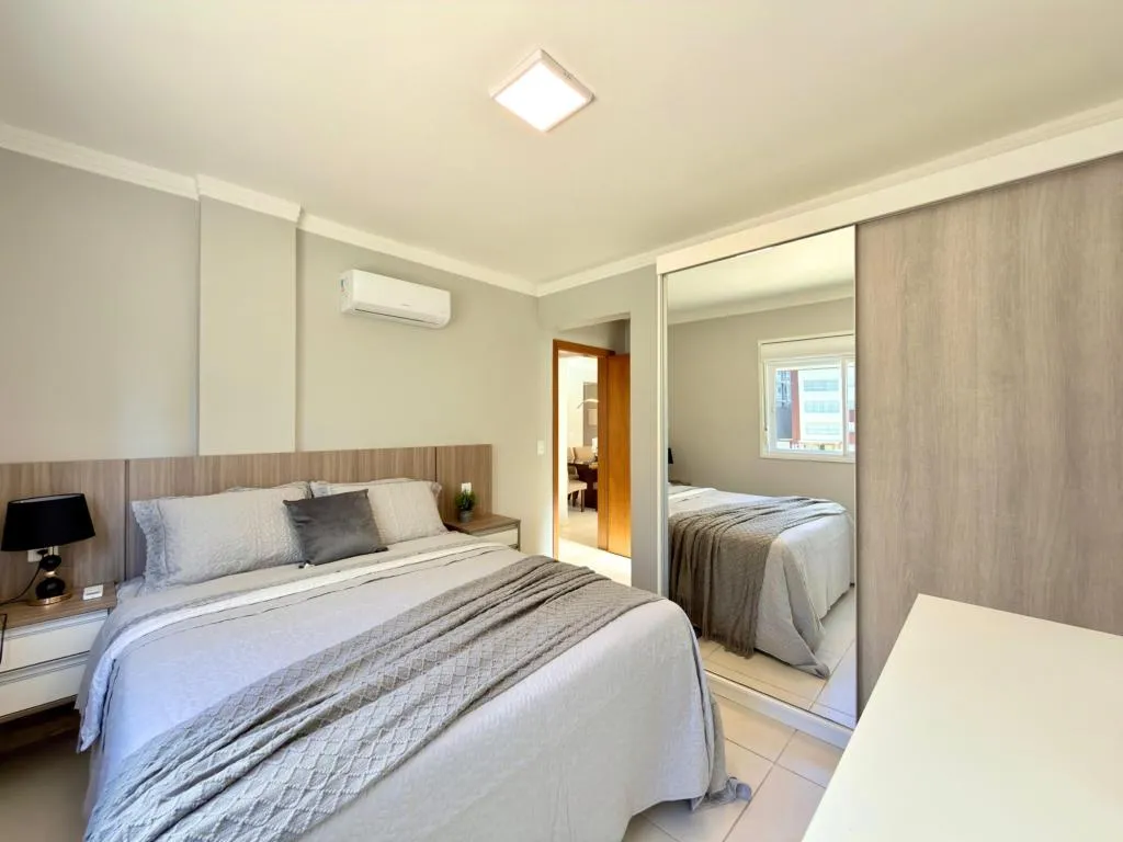 Imagem Apartamento 2 Dormitórios - Bairro Navegantes