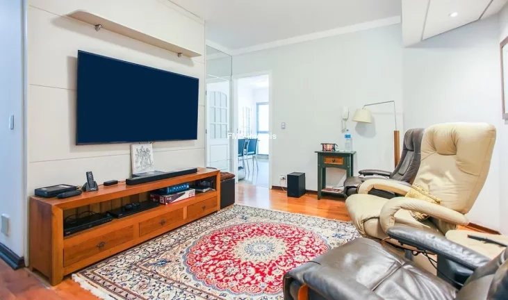 Imagem Apartamento de 5 quartos com 4 suítes e 4 vagas no Jardim Vila Mariana