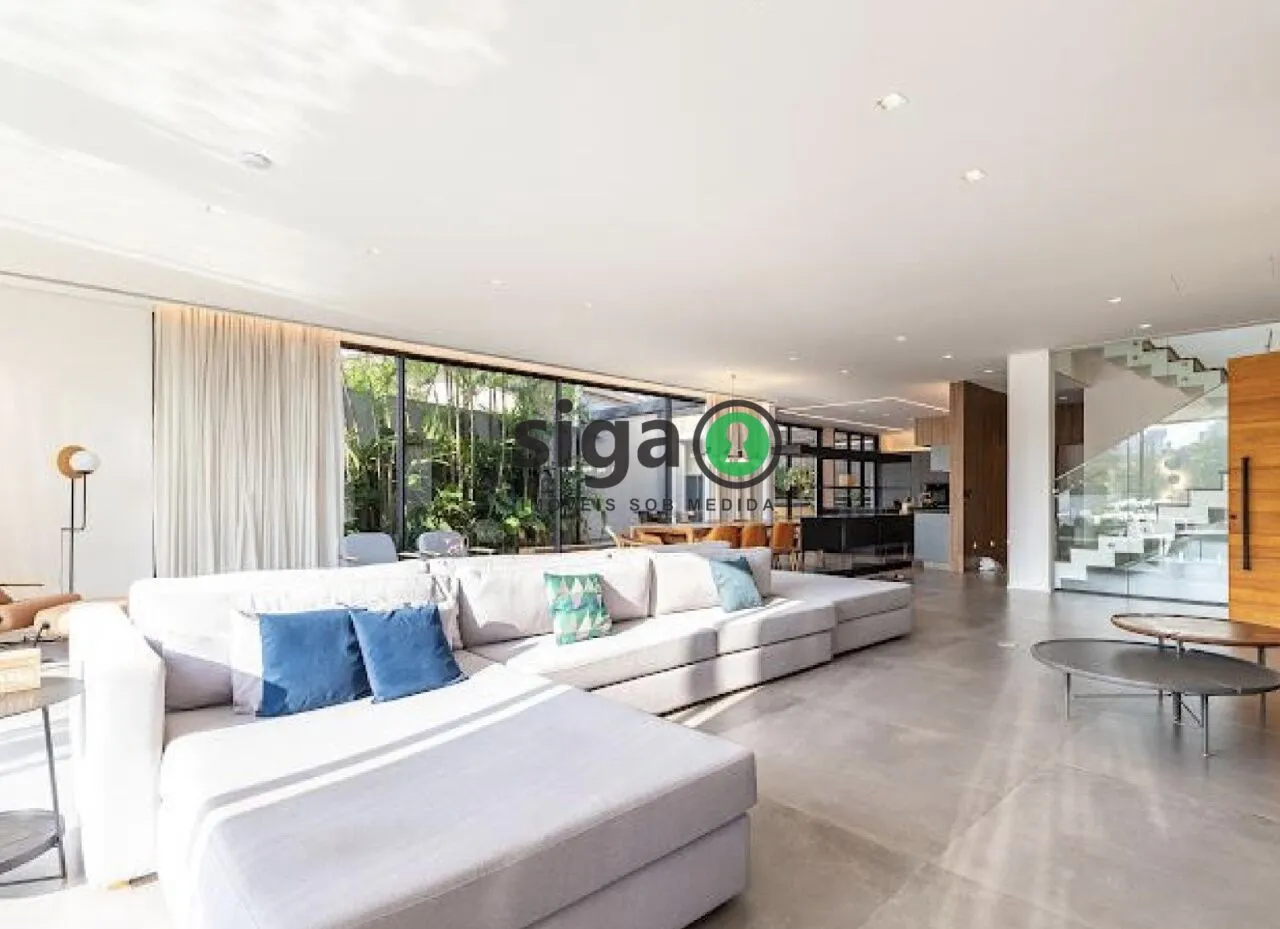 Imagem Casa de Alto Padrão a venda no Jardim dos Estados