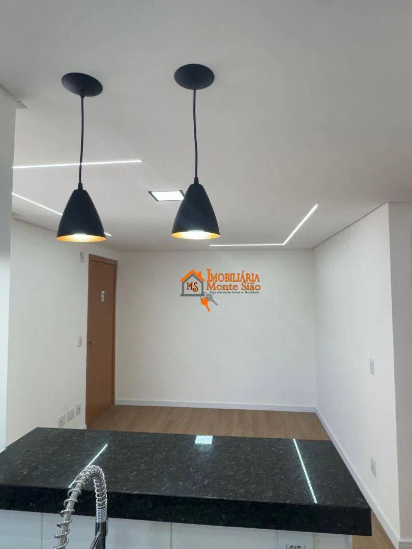 Imagem Apartamento com 2 dormitórios à venda, 41 m² por R$ 250.000,00 - Água Chata - Guarulhos/SP