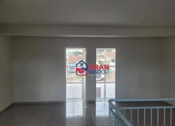 Foto do imóvel Loja para Alugar, 90 m² em Rua Alberico Flores Bueno, 1331 - Bairro Alto, Curitiba - PR