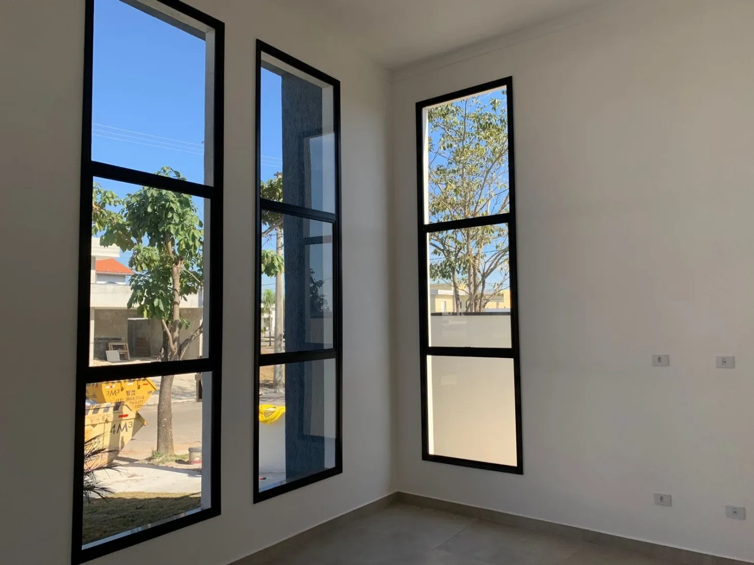 Imagem Casa à venda 3 Quartos, 1 Suite, 2 Vagas, 300M², Bairro do Grama, Caçapava - SP | Condomínio Terras do Vale