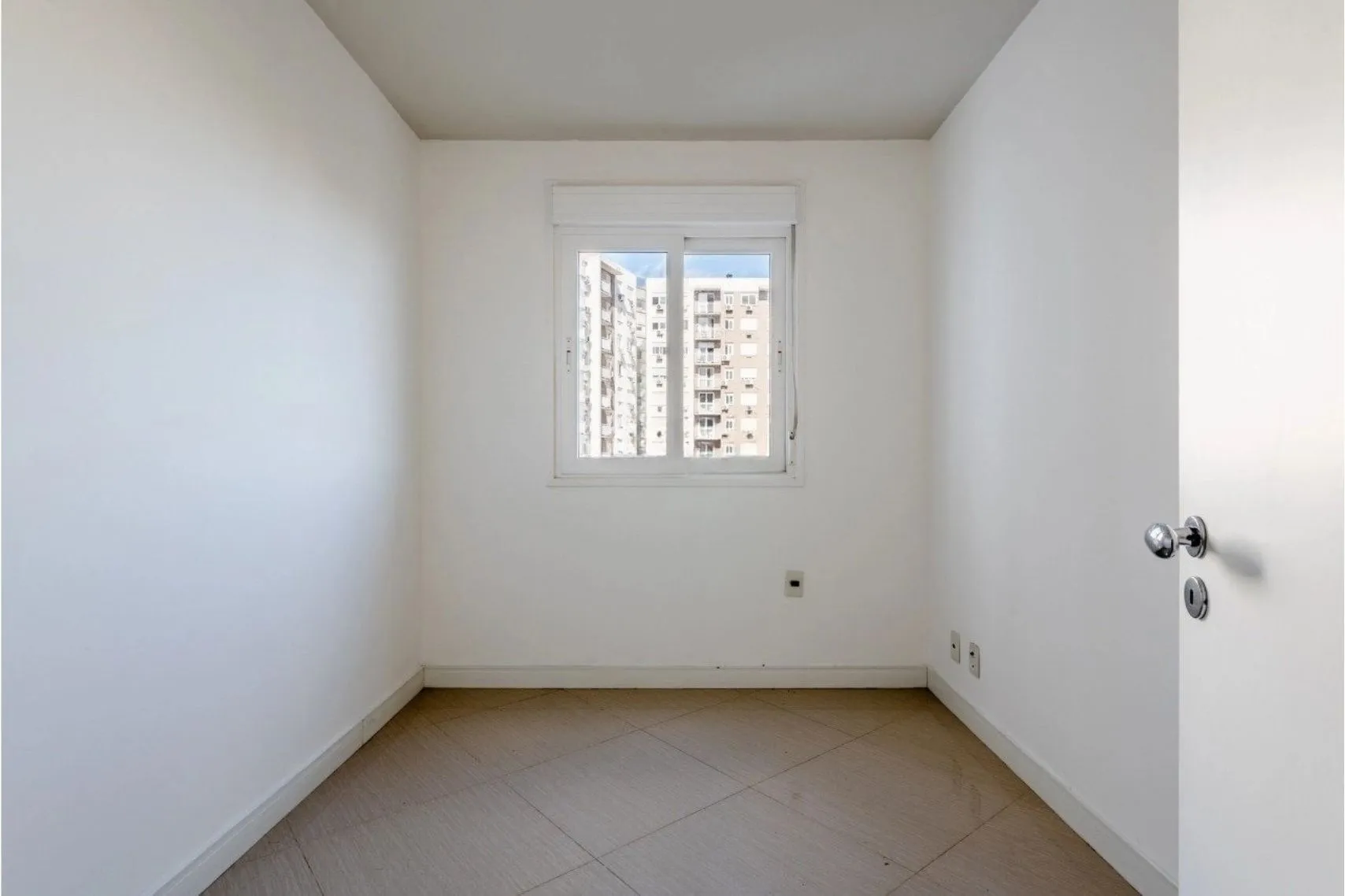 Imagem Apartamento 2 dormitórios a venda no Jardim Itu-Sabará