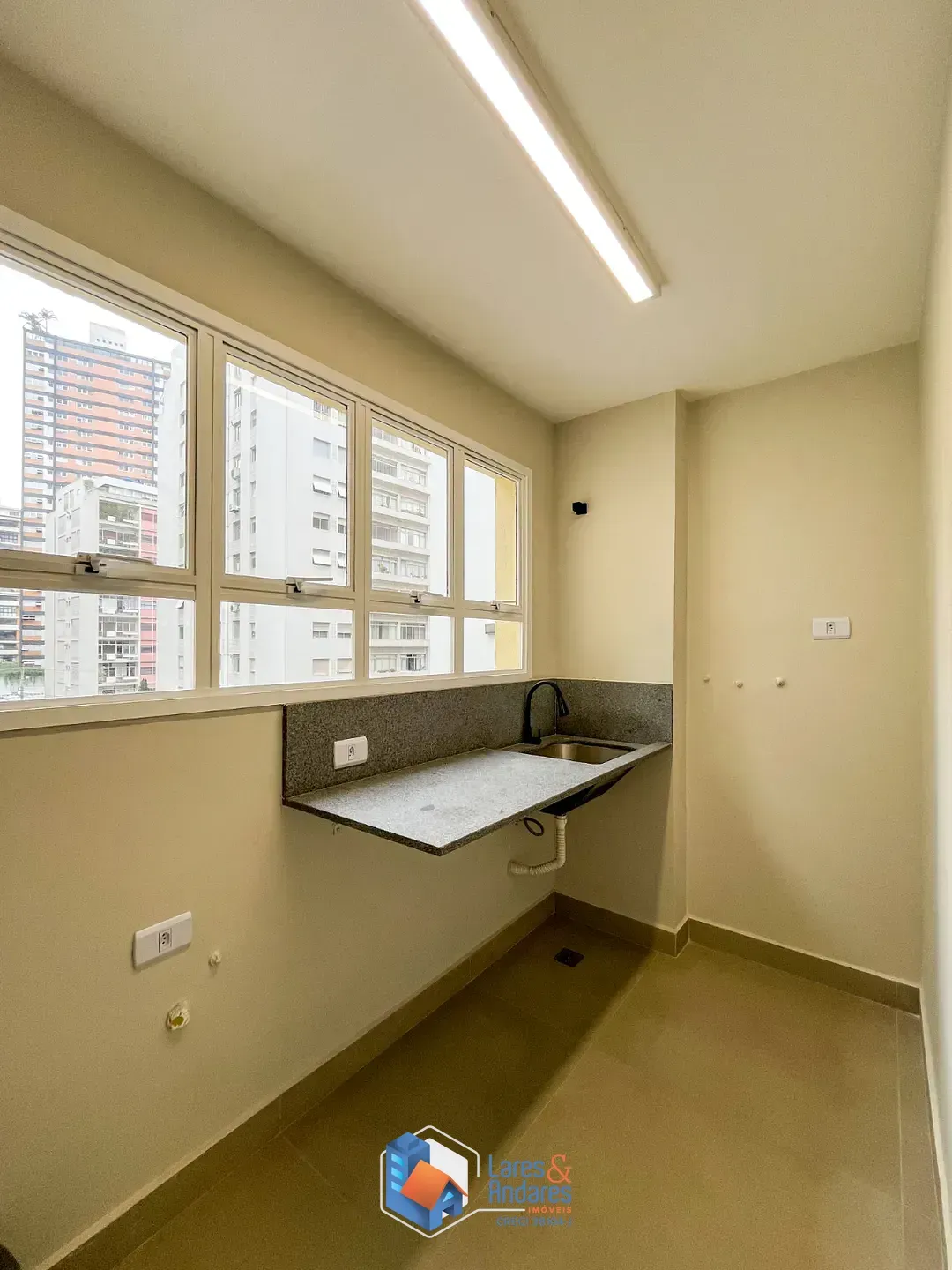 Imagem Apartamento para venda em Itaim Bibi com 3 quartos, sendo 3 suítes, 163m²