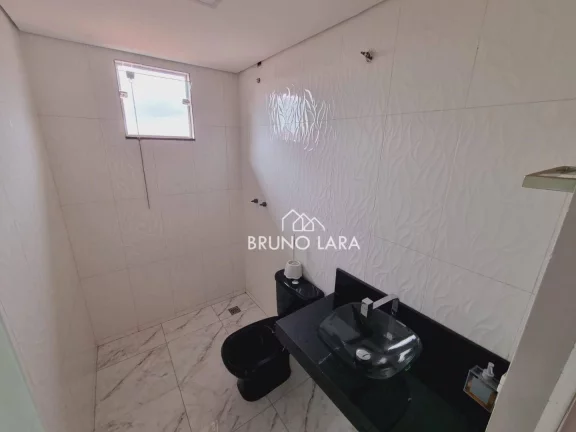 Imagem Casa á venda em Betim, bairro Vila Cristina.