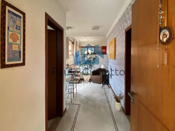 Imagem Casa à venda em Condomínio na Granja Viana