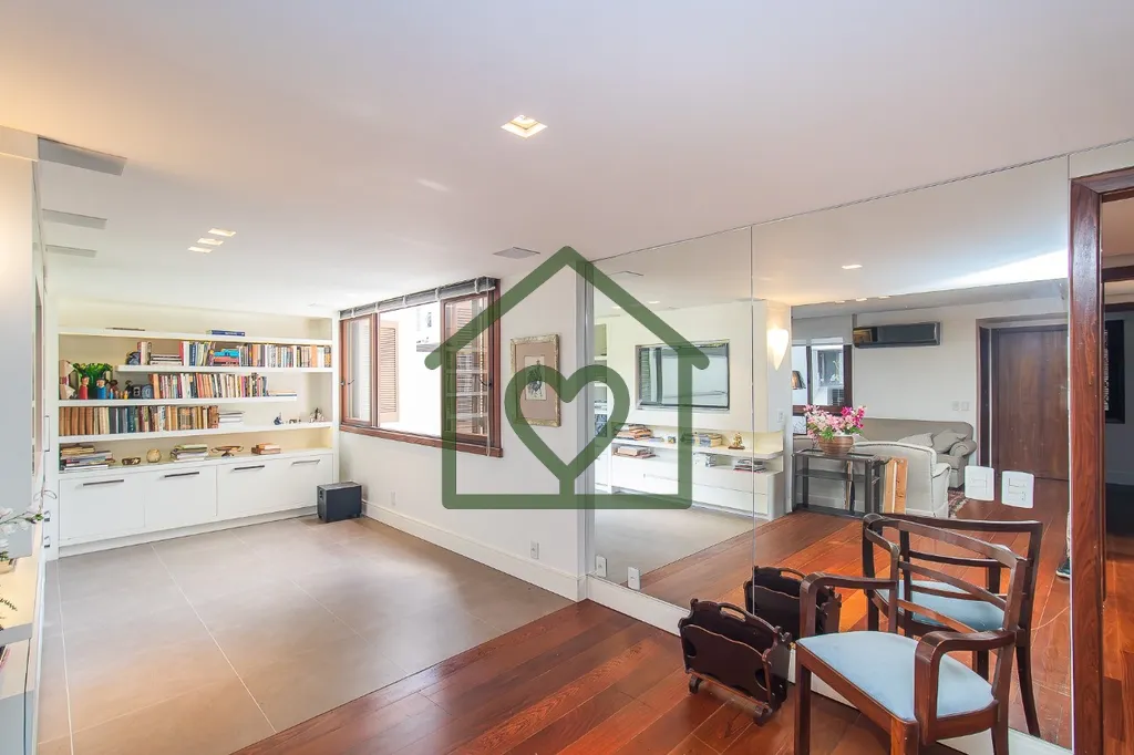 Imagem Este charmoso apartamento garden é perfeito para quem busca espaço e localização e silêncio. 
V...