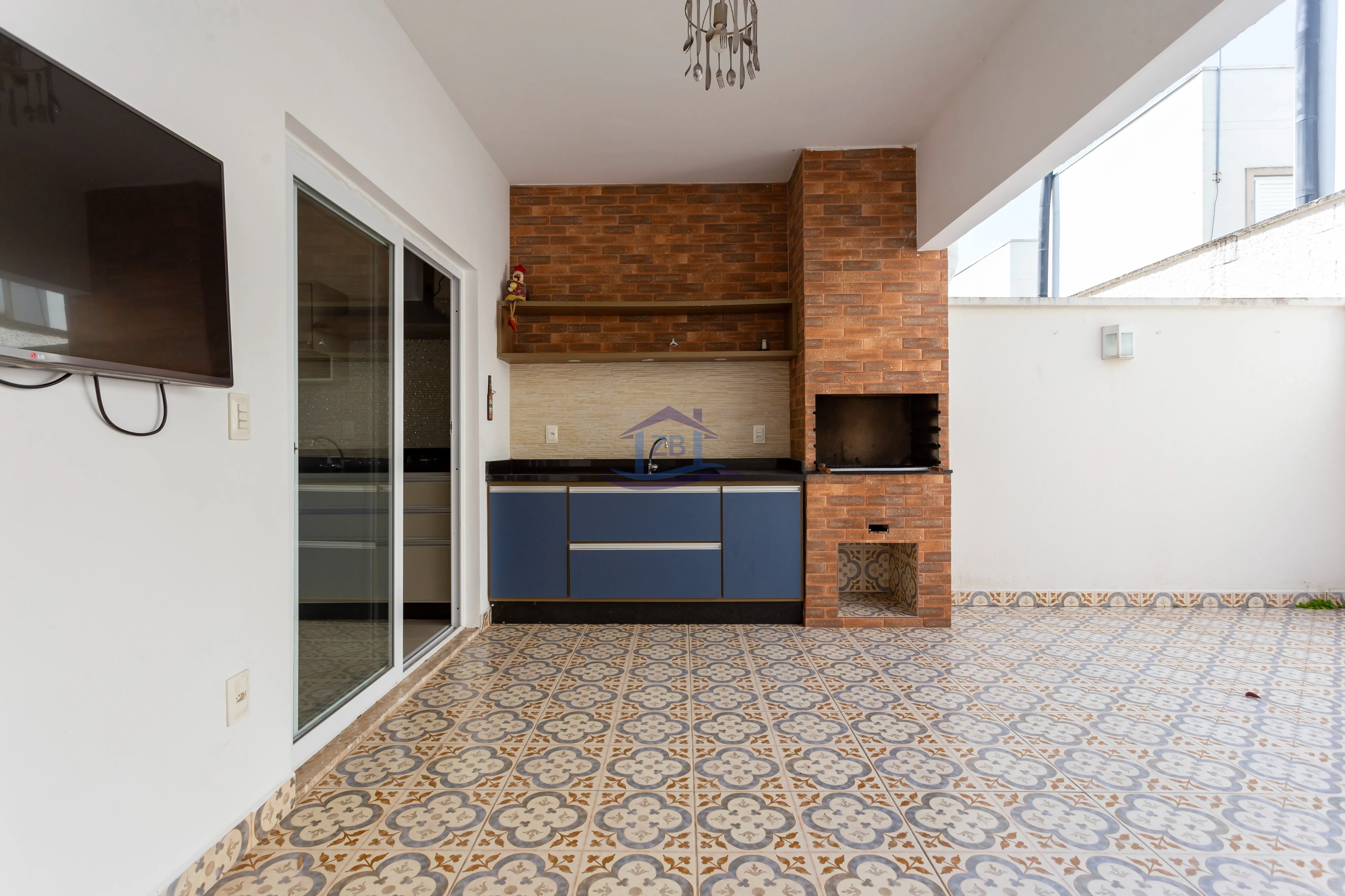 Imagem CASA RESIDENCIAL em COTIA - SP, CHÁCARA PAVOEIRO