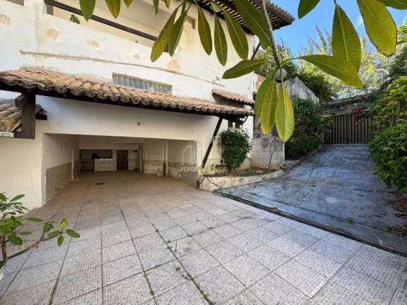 Imagem Casa alto luxo vista mar duas suítes e espaço gourmet a venda no Parque Costa Verde em Piatã