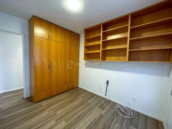 Imagem Nascente!!! Piso tido em Porcelanato!!! Ar condicionado!!! SQS 402!!!