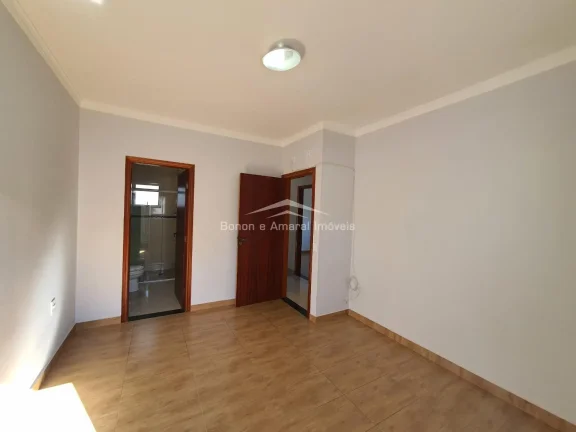 Imagem Casa àvenda, no João Aranha Paulínia

Casa térrea muito bem localizada no bairro, próxima a mer...