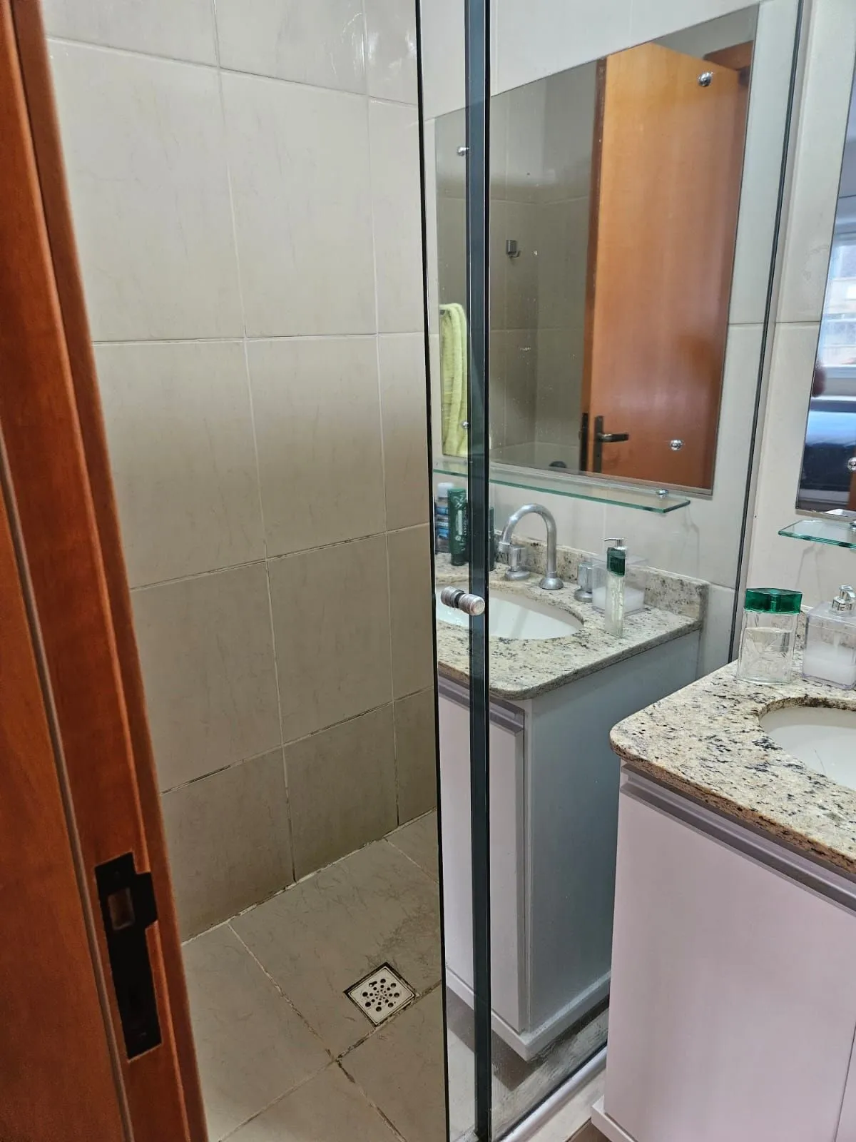 Imagem Apartamento com 02 quartos, 02 banheiros e 01 vaga no Bairro Vila Ipiranga