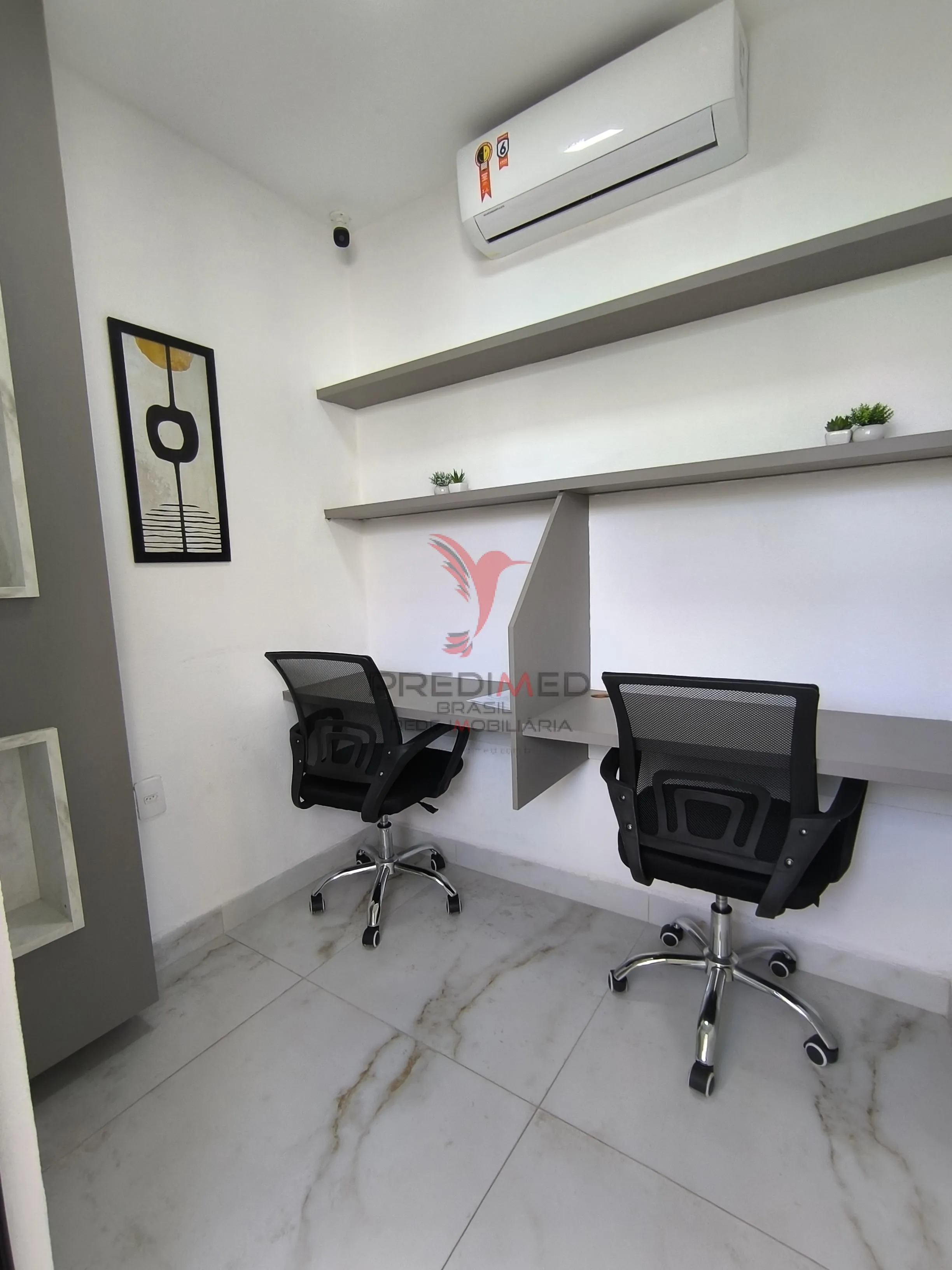 Imagem Vende-se Flat mobiliado no Cabo Branco - João Pessoa -PB