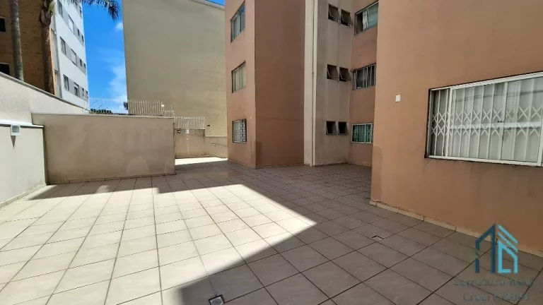 Imagem Apartamento 03 quartos c/suíte, elevador, vaga coberta no bairro Portão em Curitiba PR