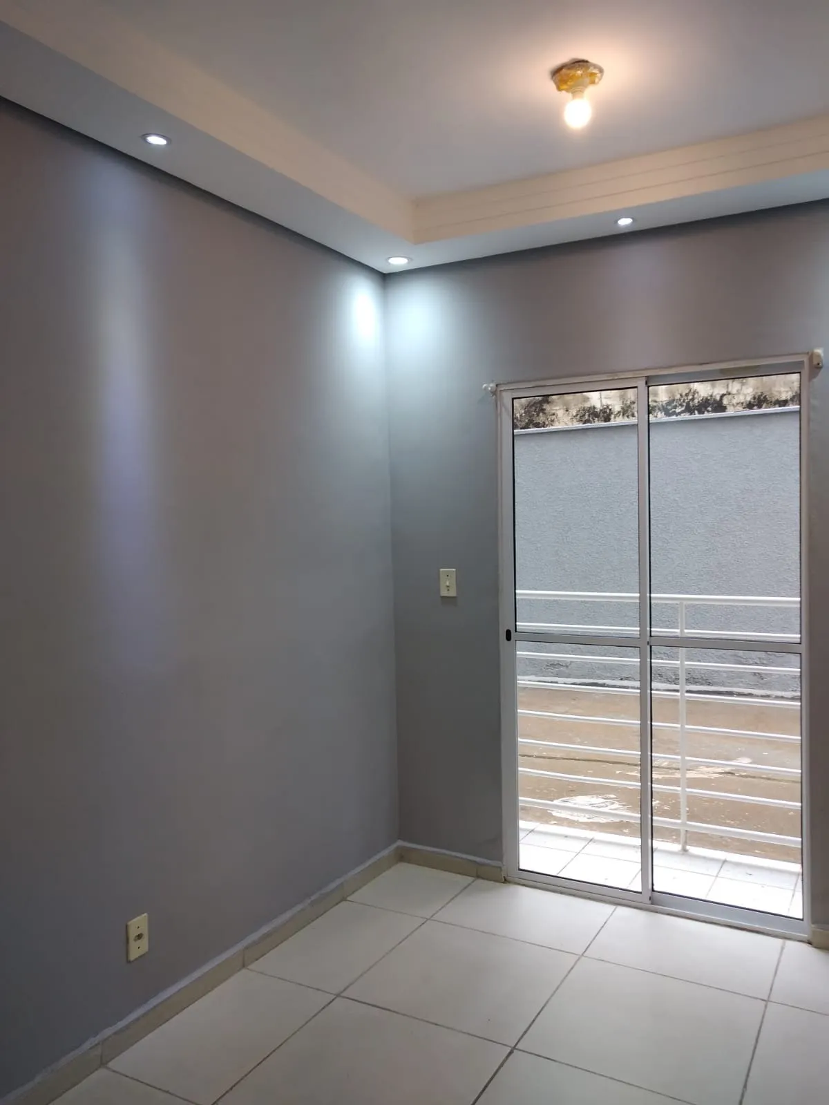 Imagem Condomínio Lótus: Apartamento de 2 Dormitórios e 1 Banheiro no Jardim Simus