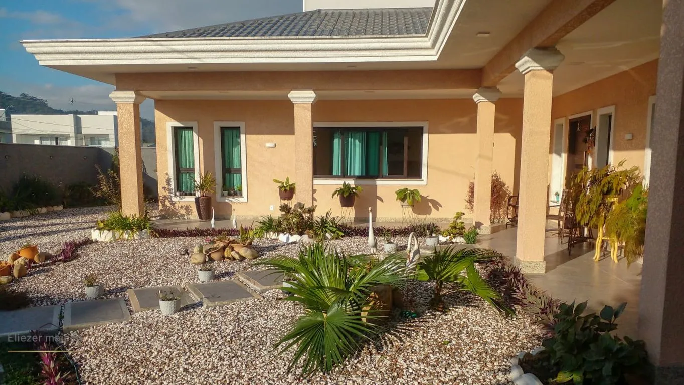 Imagem Casa a venda no Condomínio Costa Esmeralda em Balneário de Piçarras - SC
