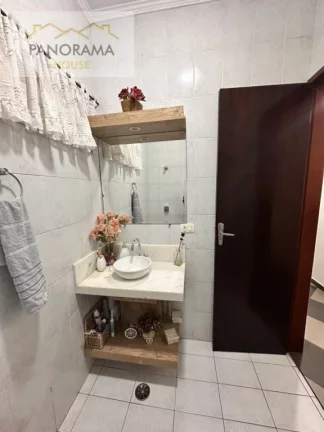 Imagem DISPONÍVEL PARA VENDA