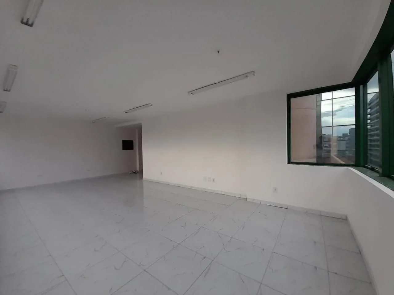Imagem Sala comercial à venda em Porto Alegre, Centro Histórico, 42.23m2