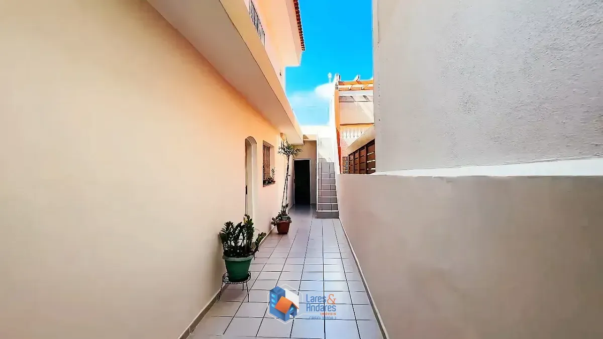 Imagem Sobrado para venda em Vila Tolstoi com 3 quartos, 102m²