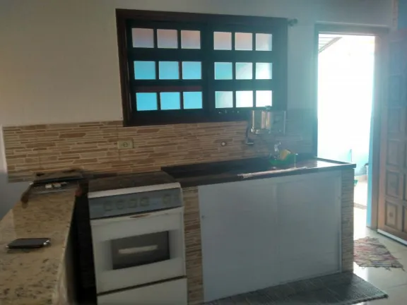 Casa com 2 Quartos à Venda, 70 m² em Peruíbe