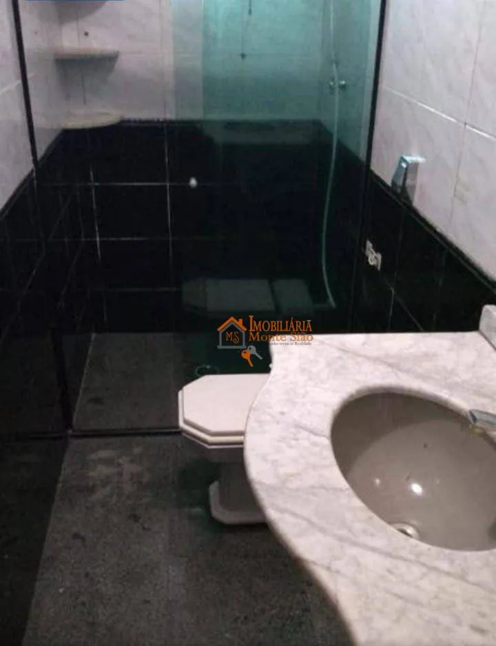 Imagem Sobrado com 3 dormitórios à venda, 200 m² por R$ 1.704.000,00 - Vila Nova Bonsucesso - Guarulhos/SP