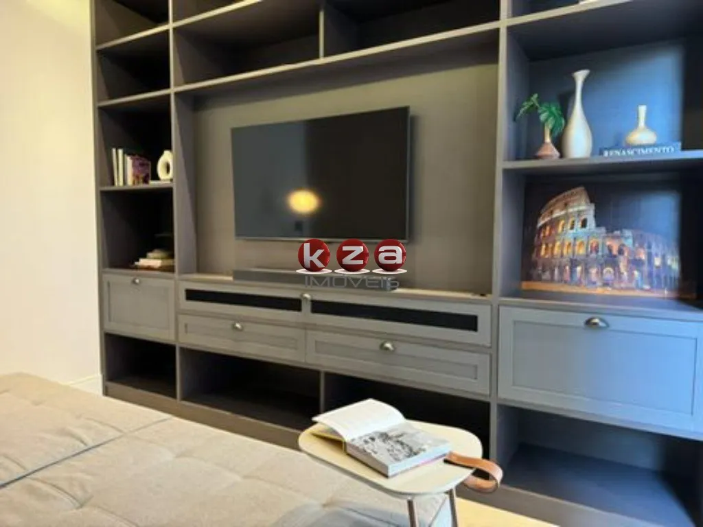 Imagem Casa em Condomínio de Luxo com 3 Suítes e 4 Vagas em Campinas-SP - Loteamento Residencial Arborais
