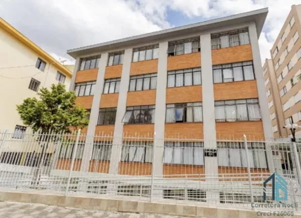 Foto do imóvel Apartamento em ótima localização, 03 quartos, no Água Verde/Batel em Curitiba PR