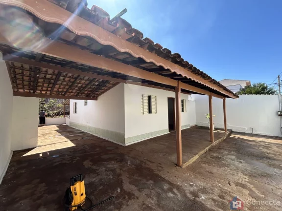 Imagem Casa à venda no bairro Nova Floresta em Patos de Minas-MG