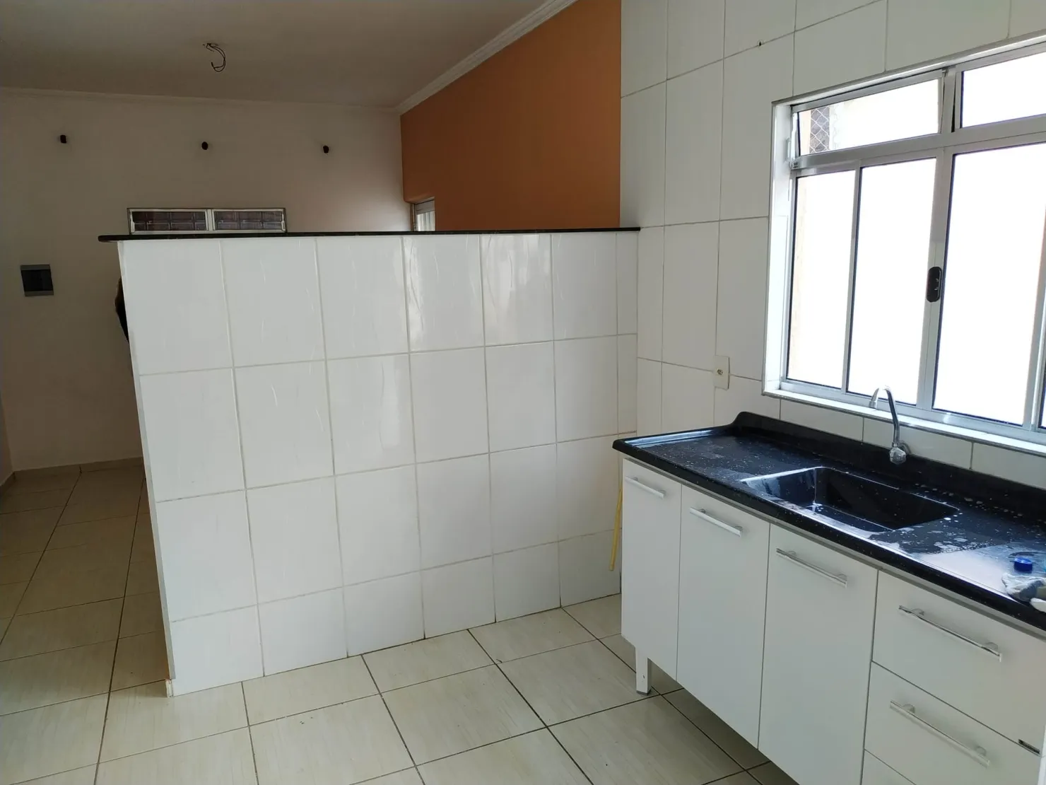 Imagem Casa à venda 2 Quartos, 1 Suite, 2 Vagas, 125M², Residencial e Comercial Cidade Morumbi, Pindamonhangaba - SP
