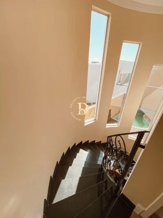 Imagem Sobrado - Jacareí - Bairro Villa Branca - 4 dormitórios (4 suítes) 239 m²