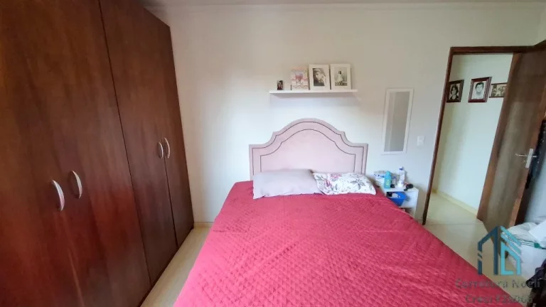 Imagem Apartamento 02 quartos, uma vaga, frente Hospital das Clinicas HC me Curitiba PR