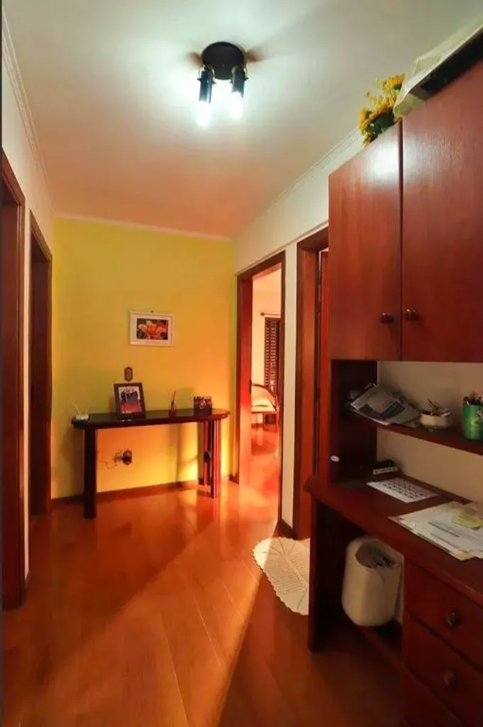 Imagem Venda ou locação de apartamento de 3 quartos no Parque das Nações, Santo André-SP: 135m², 1 suíte, 3 banheiros, 2 vagas.
