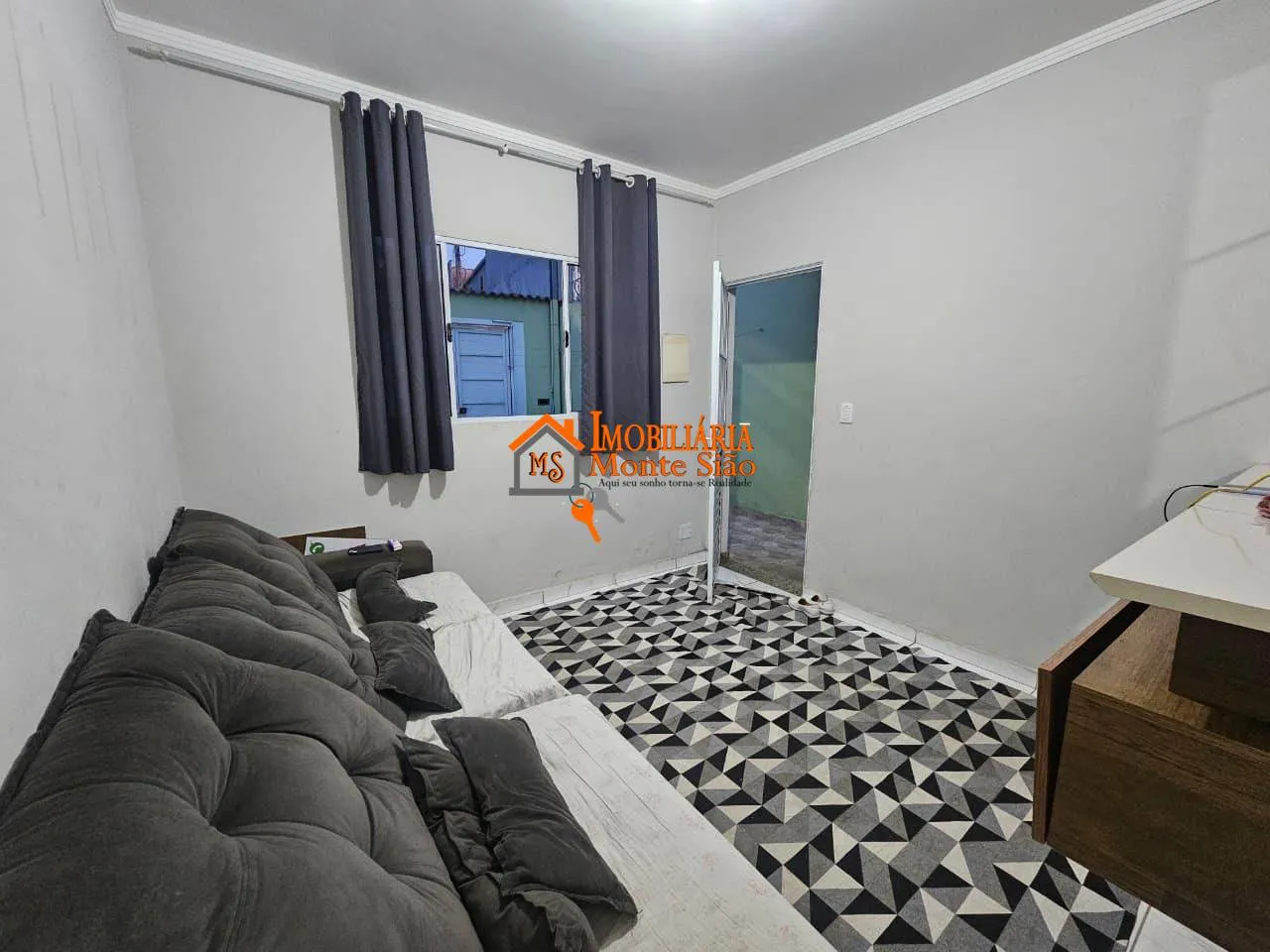 Imagem Sobrado com 2 dormitórios à venda, 100 m² por R$ 390.000,00 - O Pequeno Coração - Itaquaquecetuba/SP