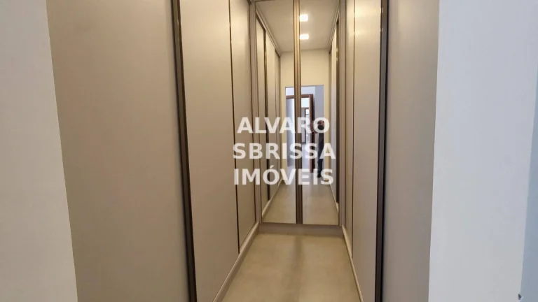 Imagem Casa ampla com arquitetura moderna à venda 3.000 m2 5 suítes no Condomínio Fazenda Vila Real em Itu SP - Casa de alto padrão integrada a natureza