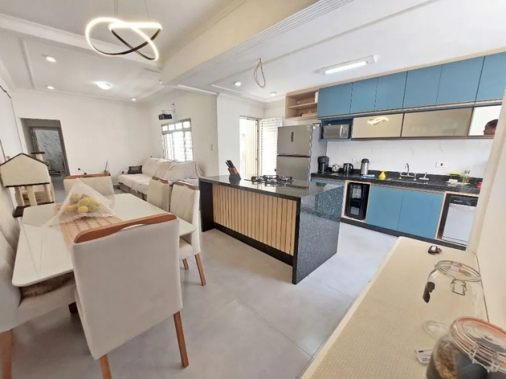 Imagem CASA COM 110,00 m² - GUILHERMINA - PRAIA GRANDE SP