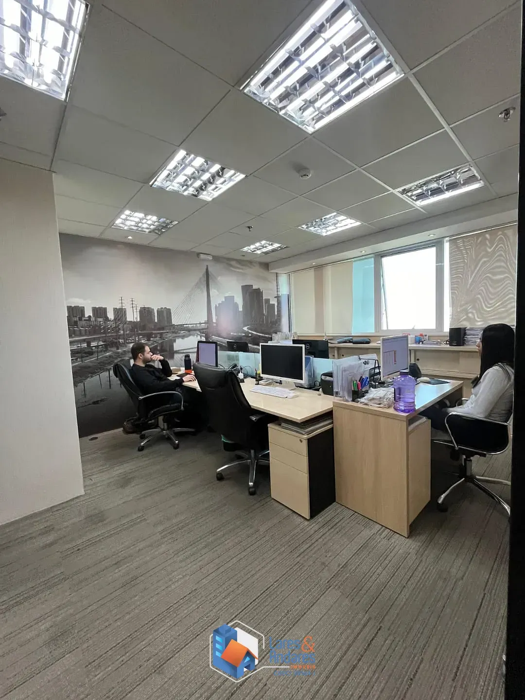 Imagem Conjunto comercial para venda em Jardim Caboré, 123m²