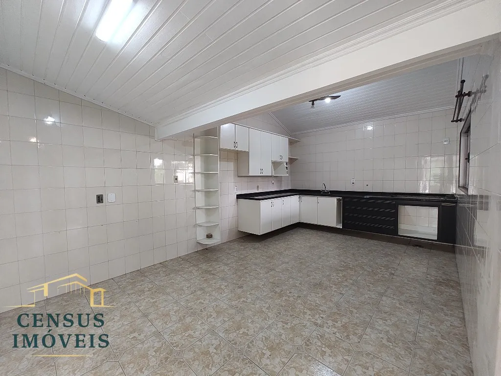 Foto do imóvel: Luxuosa casa à venda em Vinhedo-SP, Condomínio Marambaia: 5 quartos, 2 suítes, 2 salas, 4 banheiros, 4 vagas, 560m². Venha conhecer! em Condomínio Marambaia