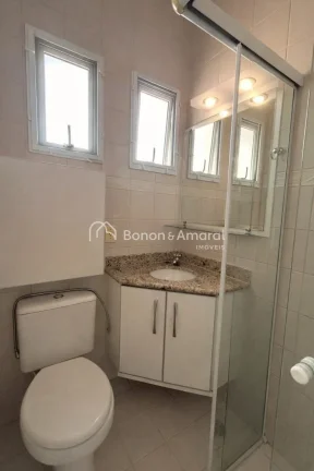Imagem Casa muito bem distribuída em condomínio fechado, situada em uma das regiões mais valorizadas de ...