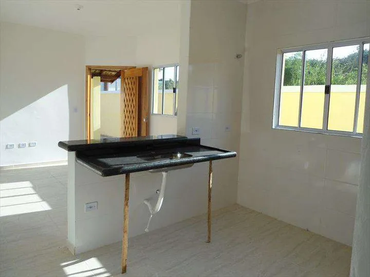 Imagem Casa com 2 Quartos à Venda, 64 m² em Grandesp - Itanhaém