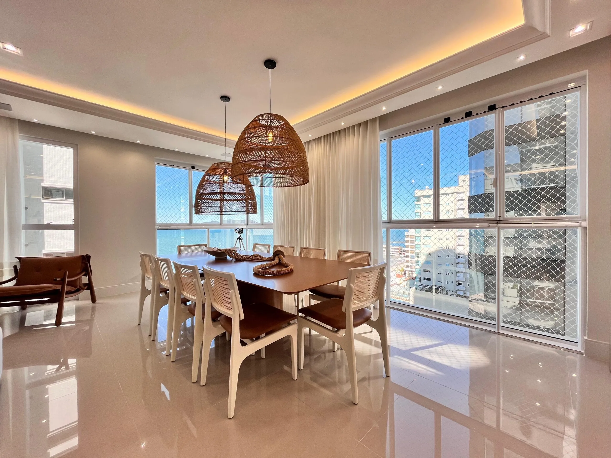 Imagem Apartamento com vista para o mar à venda com 150m2 por R$ 5.950.000,00
