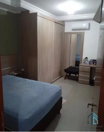 Imagem Sobrado Triplex, 04 quartos c/suíte, terraço, área gourmet, no bairro Uberaba em Curitiba PR