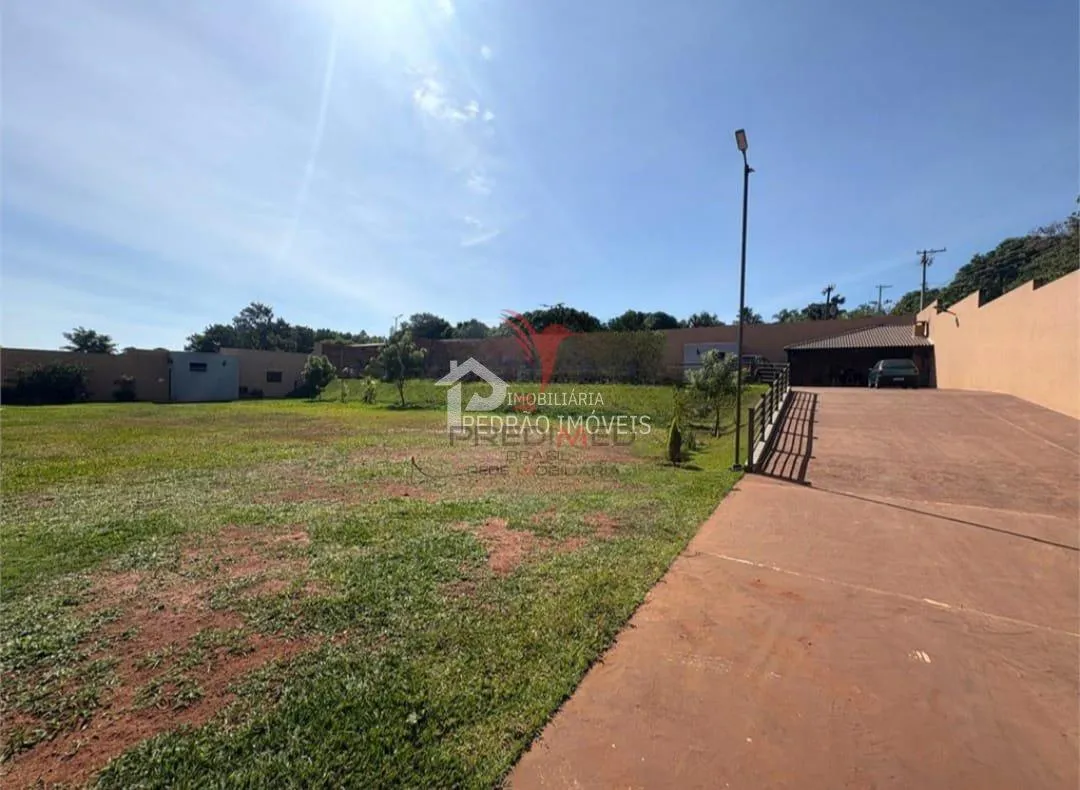 Imagem Fazenda/Sítios/Chácaras de 2000m² no bairro Chácaras Santo Antônio, em Lençóis Paulista
