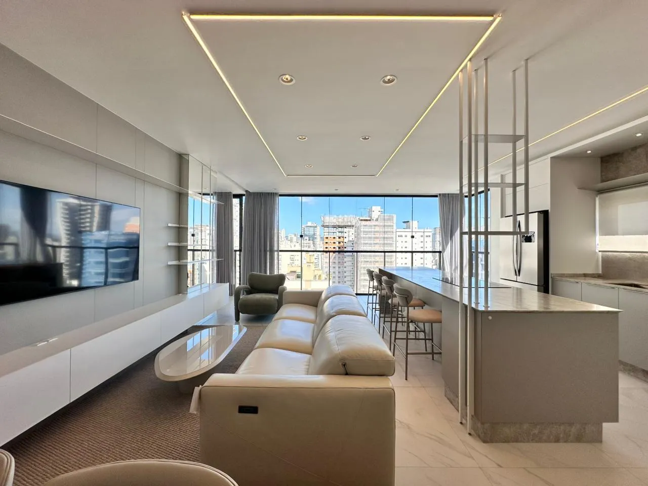 Imagem Apartamento com vista para o mar à venda com 1382m2 por R$ 2.870.000,00