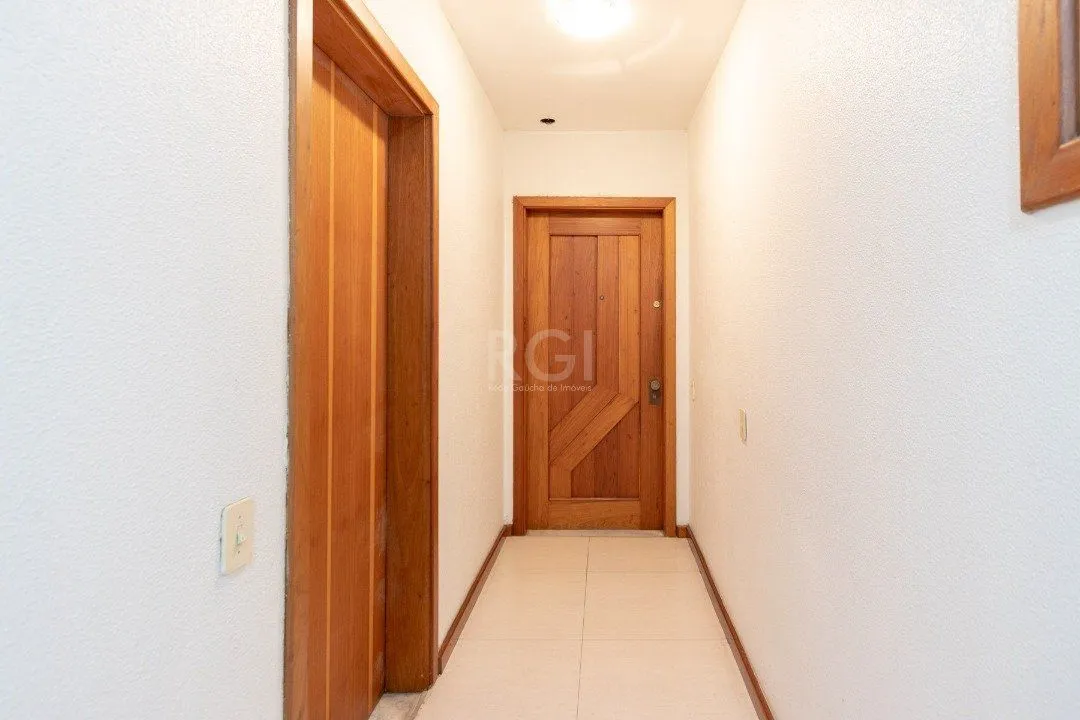 Imagem Cobertura para Venda - 302m², 4 dormitórios, sendo 1 suites, 3 vagas - Menino Deus