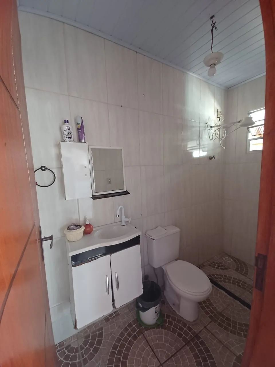 Imagem Casa à venda 3 Quartos, 1 Suite, 6 Vagas, 144.32M², Residencial e Comercial Cidade Jardim, Pindamonhangaba - SP