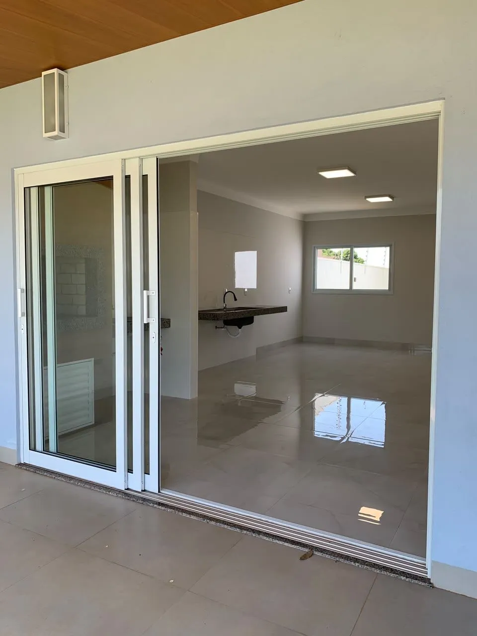 Imagem Casa à venda em Chapada dos Guimarães - MT